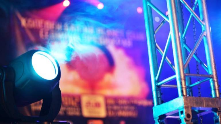 Intelligent Dance Lightings